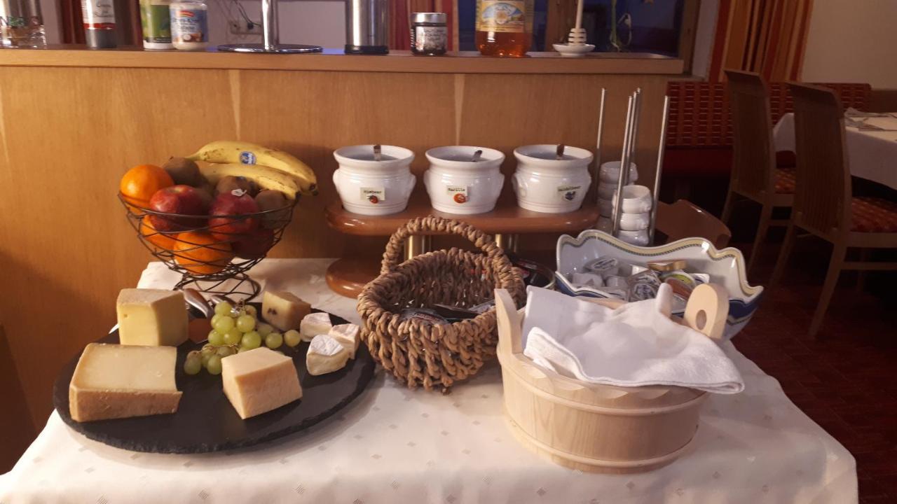 Hotel Garni Viktoria Sankt Anton am Arlberg Ngoại thất bức ảnh