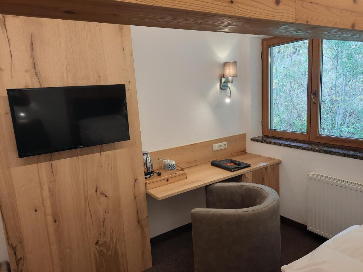 Hotel Garni Viktoria Sankt Anton am Arlberg Ngoại thất bức ảnh