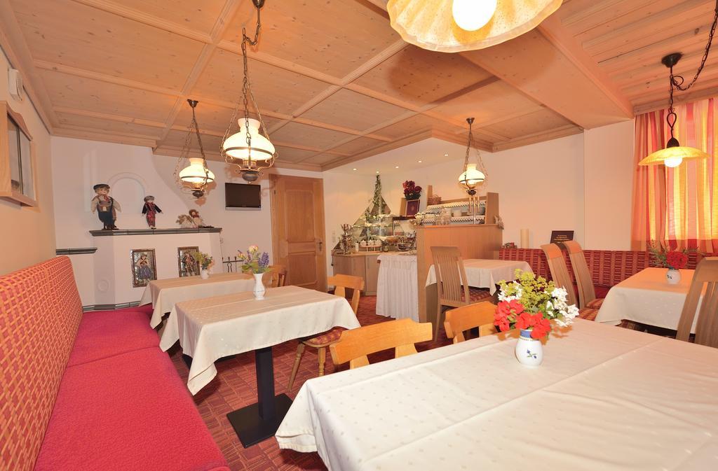 Hotel Garni Viktoria Sankt Anton am Arlberg Ngoại thất bức ảnh