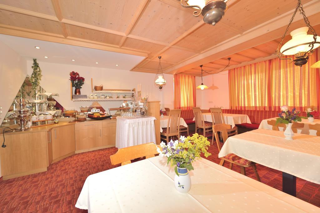 Hotel Garni Viktoria Sankt Anton am Arlberg Ngoại thất bức ảnh