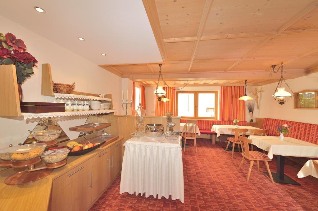 Hotel Garni Viktoria Sankt Anton am Arlberg Ngoại thất bức ảnh